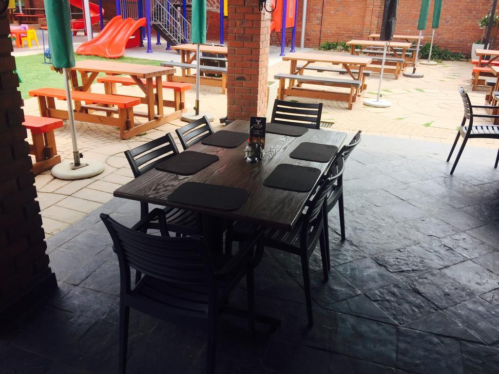 Picanha Grill Guest House & Events Venue Nigel Εξωτερικό φωτογραφία
